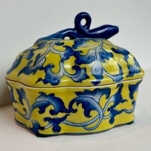Chinese Porcelain Yellow & Blue Floral Vine Painted Trinket Box Lid Rectangle